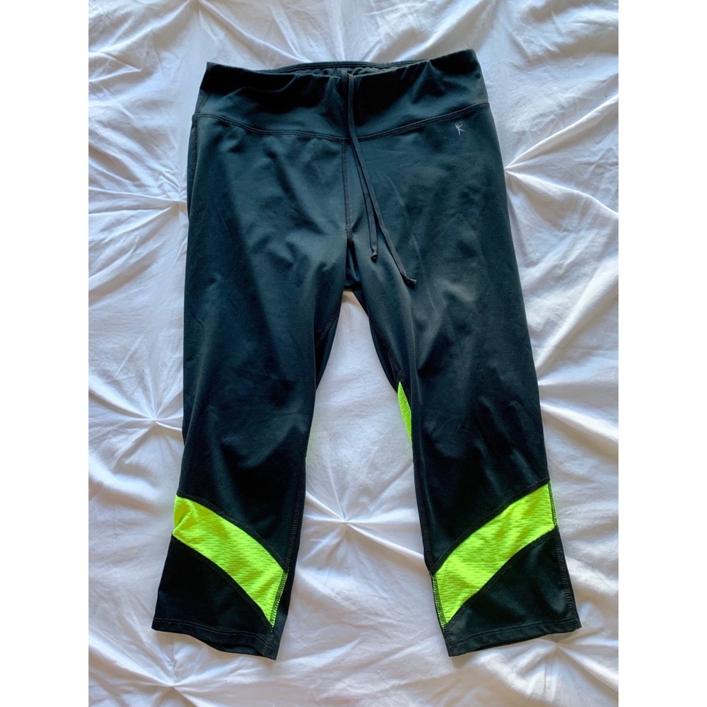 Danskin Now Grey & Yellow Crop Leggings